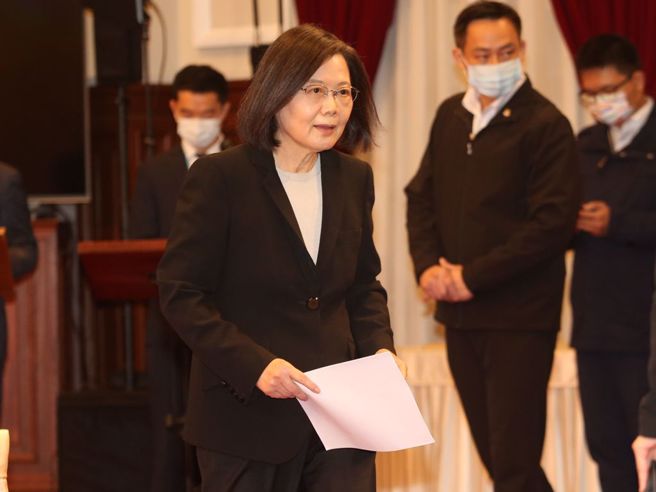 《中评社》认为，总统蔡英文现阶段还是掌握民进党大权。（资料照／杜宜谙摄）