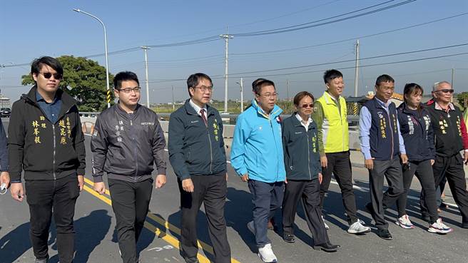 台南市东山区南102线田尾桥改建工程，歷经9个多月工期，28日正式通车。（张毓翎摄）