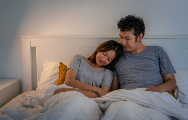 双鱼座、巨蟹座、狮子座在爱情中会把恋人当成偶像来崇拜。（示意图／Shutterstock）