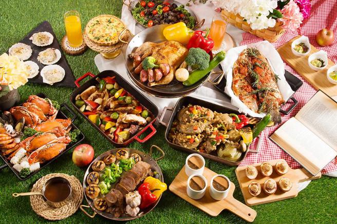 （台北六福万怡酒店「叙日」全日餐厅探索全球美食，2023年第一站将抵达浪漫法国，带领客人品嚐经典法式美味。图／六福旅游集团提供）