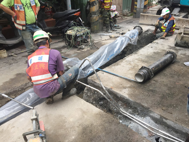全面汰换新式管线。(图／臺北自来水事业处提供)
