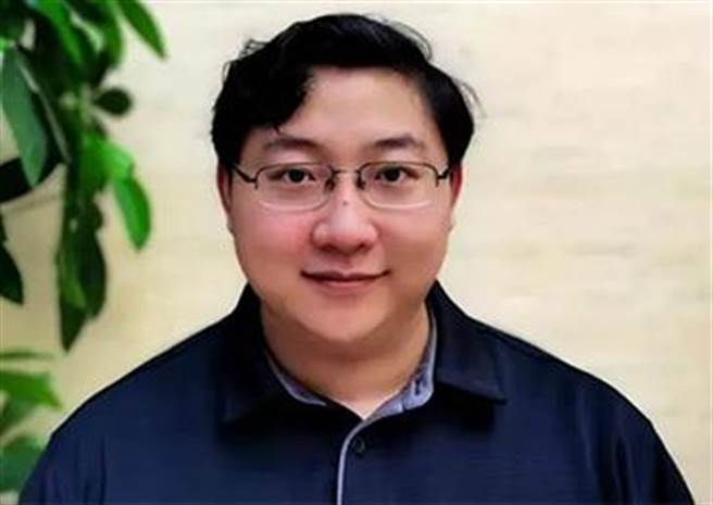 新冠預測者曹雲龍：不同突變株每年可導致多個感染高峰。（觀察者網）