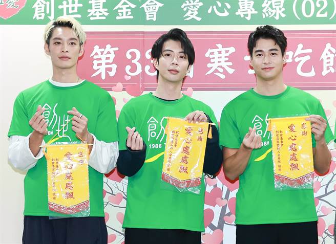 曹佑寧（左起）、廖允杰（小杰）、林敬倫。（陳俊吉攝）