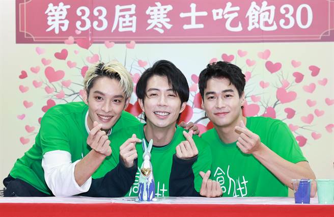 曹佑寧（左起）、廖允杰（小杰）、林敬倫。（陳俊吉攝）