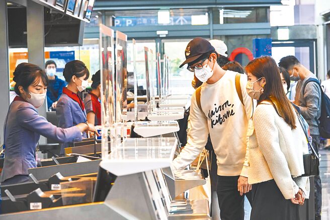 大陸迎解封，長榮航及華航股交易熱絡。圖／本報資料照片