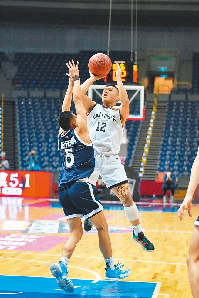 泰山闯8强突破教头外卡魔咒