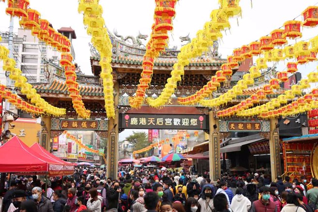 鹿港天后宫新春人潮。(图／鹿港天后宫提供)
