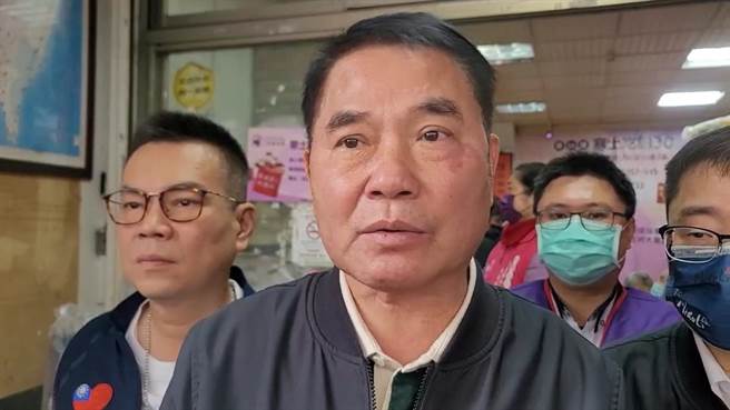 县长锺东锦针对暴力事件发表看法。（李京升摄）