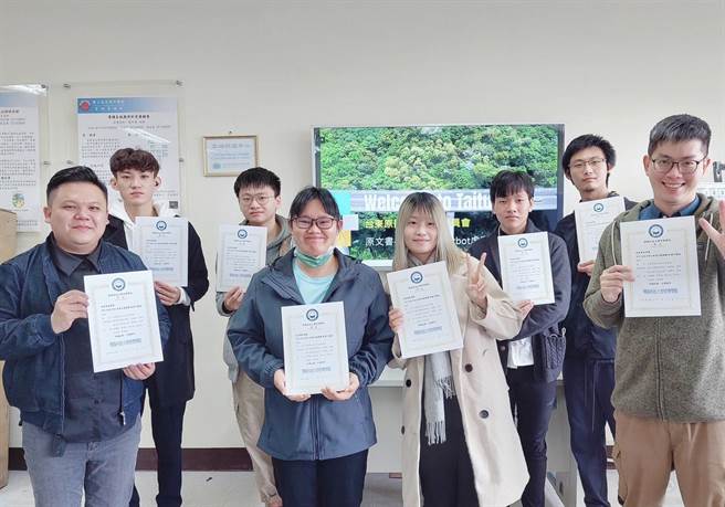 台东专学资管科师生团队参加SDGs创意企画竞赛，获得第4名。（台东专校提供）