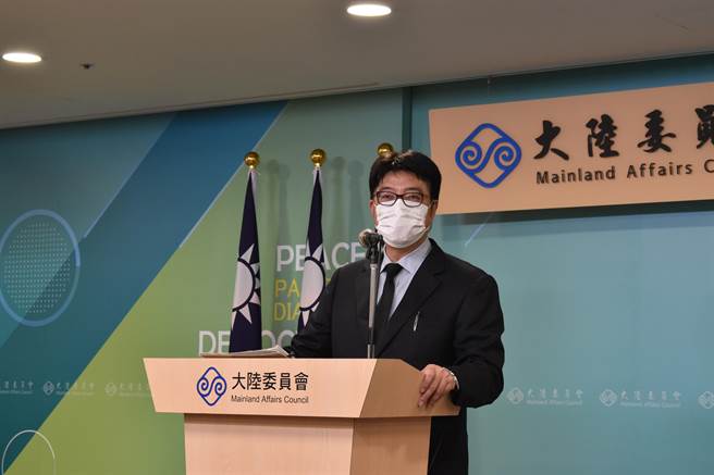 陸委會副主委邱垂正今日召開2022年最後一場例行記者會。（陳冠宇攝）