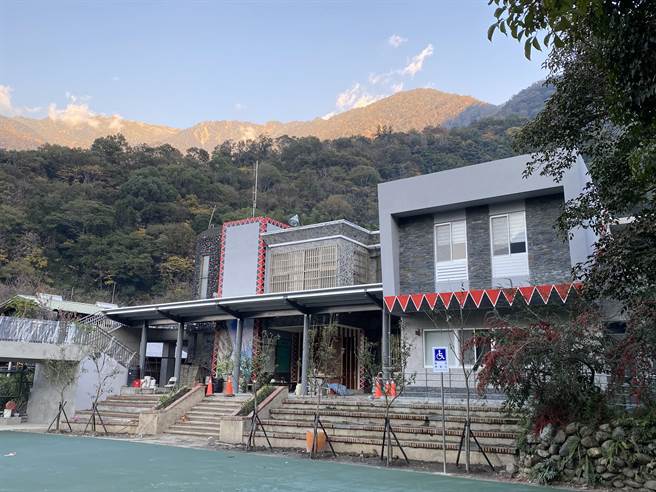 玉管处与信义乡公所合作，成立东埔服务中心，29日启用。（玉管处提供／廖志晃南投传真）