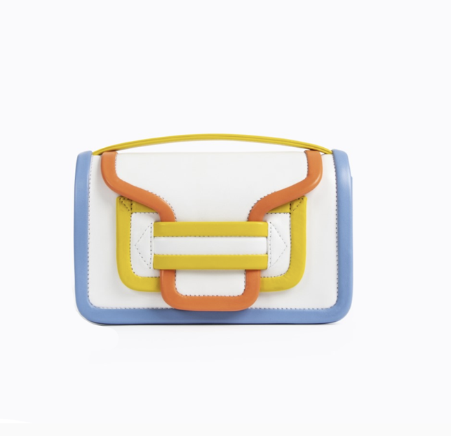 PIERRE HARDY手袋，日币11万1100元，约台币2万5538元。（摘自PIERRE HARDY日本官网）