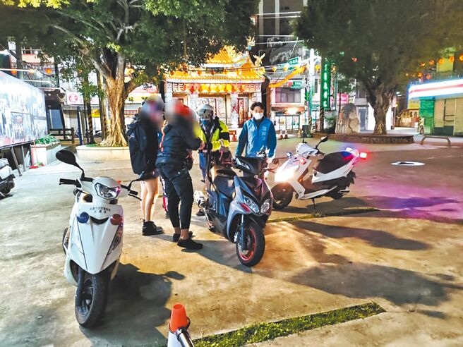 八德警分局表示，今年配合环保局拦检取缔噪音超标有119件，每月会配合环保局拦检2次。（八德警分局提供／陈梦茹桃园传真）