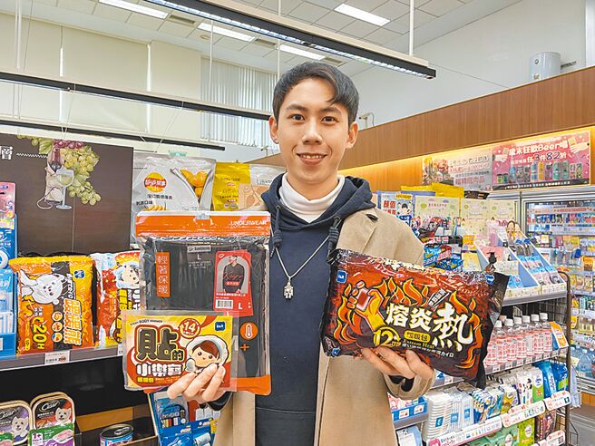 莱尔富御寒商品包含指定暖暖包等在明年3月7日前有特价。（莱尔富提供）