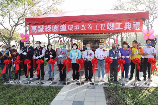 ▲高鐵雲林站綠園道環境改善竣工，打造雲林新的入口形象。(圖／雲林縣政府工務處提供)
