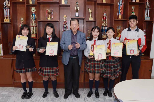 治平高中學生參加111年全國技藝競賽表現優異榮獲佳績。(圖／治平高中提供)

