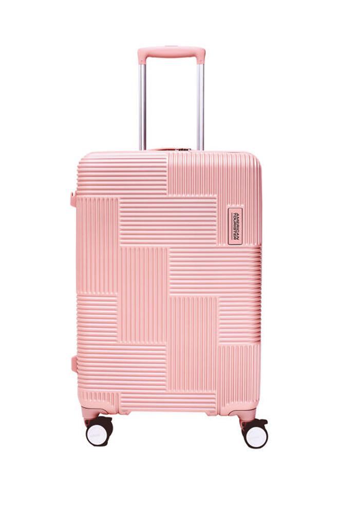 Global Mall板橋車站的Samsonite American Tourister 25吋四輪行李箱，原價7500元，優惠價5250元。（Global Mall提供）