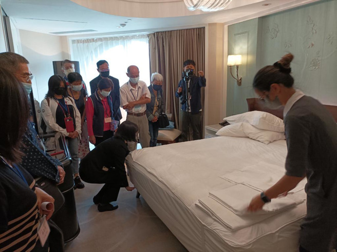 ▲银髮职务新创中心企业参访过程。(图／臺北市就业服务处提供)
