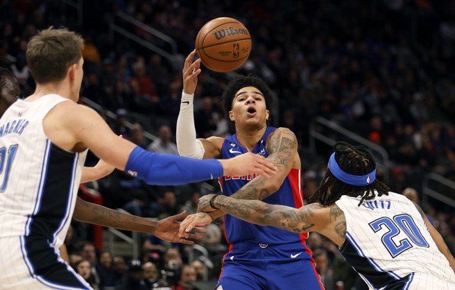 基蘭海斯(中)這次被聯盟禁賽3場。(美聯社資料照)