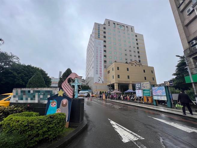 妻子点香为卧病丈夫祷告，却造成丈夫死亡。（民眾提供）