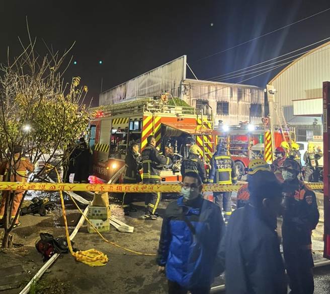 中市丰原4死大火，消防局初步研判，不排电焊火花引燃油漆溶剂挥发气体酿祸。（资料照片）