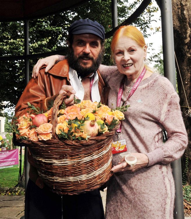 薇薇安魏斯伍德过去是小学老师。（图／达志影像）