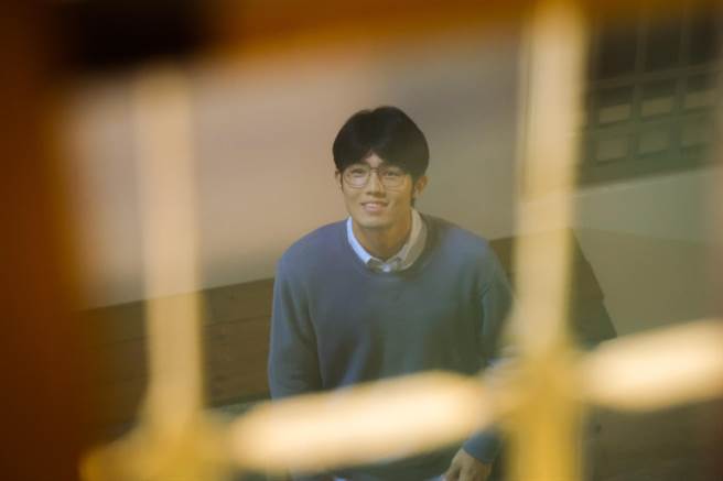 张耀仁饰演黄姵嘉难以忘记的前男友。（公视台语台提供）