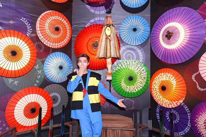 炎亚纶今出席「ゲゲゲの鬼太郎 妖怪100物语」特展。（罗永铭摄）