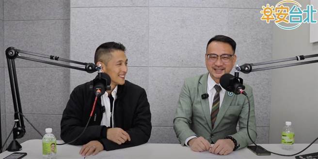 台北市第三選區中山、北松山區立委補選民進黨候選人吳怡農（左）上午接受前北市議員阮昭雄（右）的專訪。（摘自阮昭雄YouTube）