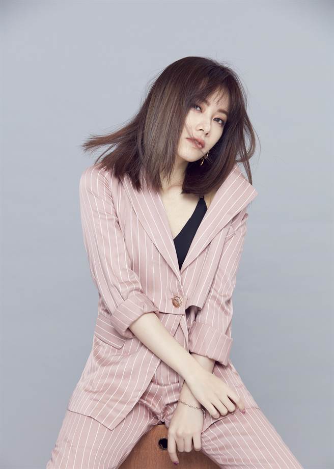 徐懷鈺將帶來回憶殺金曲。（三立提供）