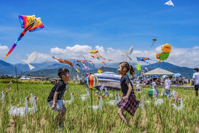 每年「风筝节」活动，都深受大小朋友的喜爱。(图／冬山乡公所提供)


