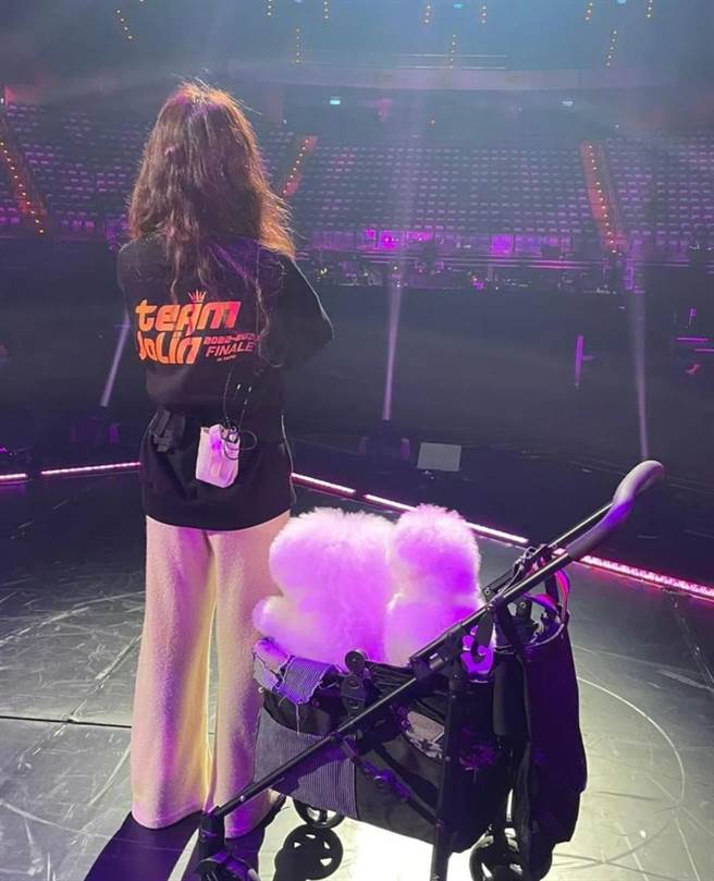 Jolin今晚在小巨蛋開唱跨年。（翻攝bichon_whoohoo IG）