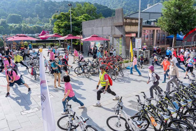 茶乡广场不仅是打卡首选景点更是坪林举办各项活动的重要场地。(图／坪林区公所)


