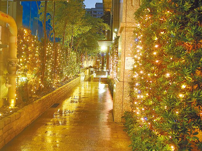 「艺起发光」位于文山区的新据点戒备森严，昨未见任何教会人员。（粘耿豪摄）