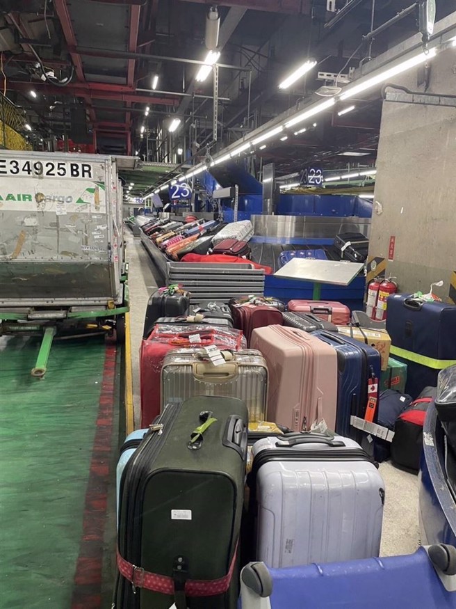 长荣航勤员工元旦不开心！机师工会：已逾1／4出走（长荣航空企业工会提供）