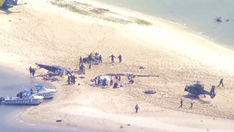 影》澳2直升機空中相撞4死13傷 殘骸四散現場畫面曝