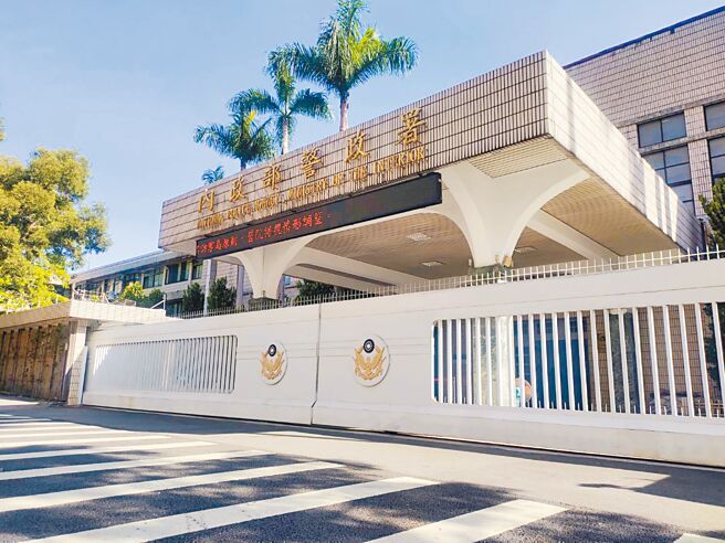 台南传重大警纪丑闻，警政署强调风纪是警察命脉，将从严追究相关考监责任。（胡欣男摄）