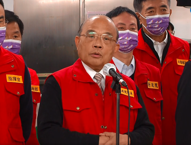 行政院長蘇貞昌（中）。（圖 / 擷取自中時新聞網直播）
