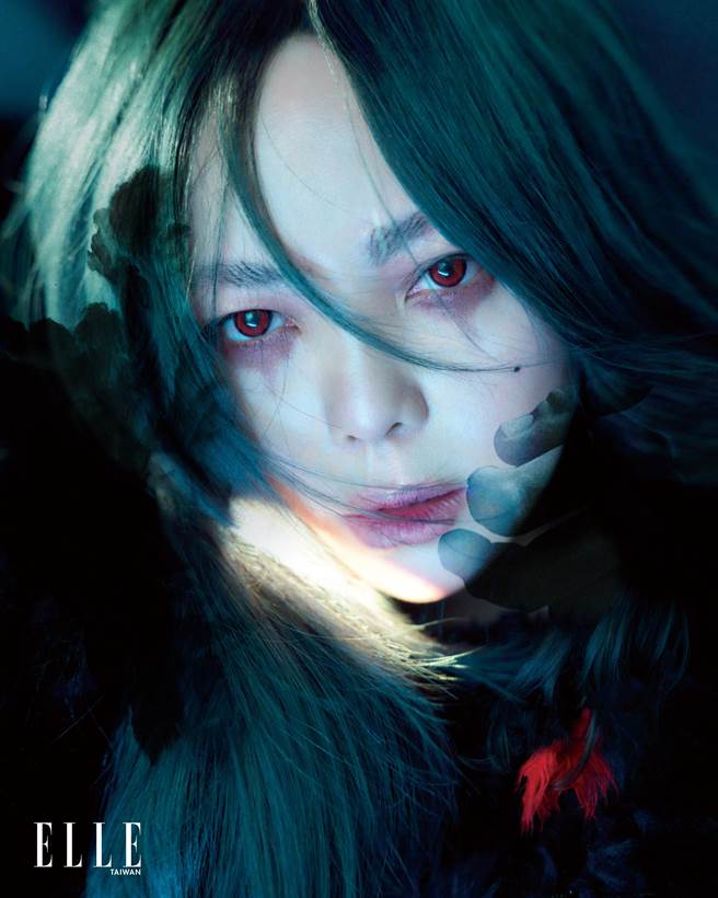 张惠妹担任《ELLE杂志》1月号封面之星。（ELLE杂志提供）