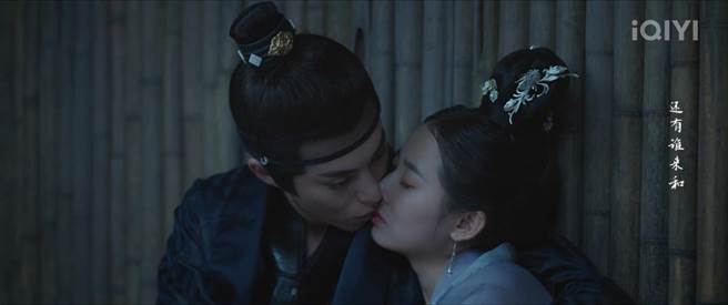 《浮圖緣》昨天播出迎來男女第一場吻戲。（愛奇藝國際站提供）