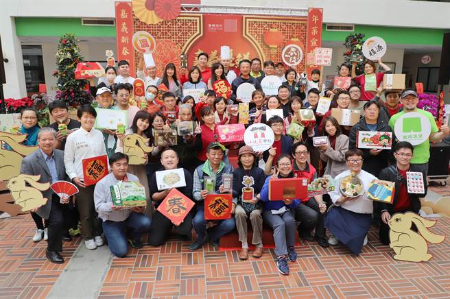 农历新年将届，嘉义县政府力推嘉义优鲜美味上桌，今以跨域主厨联盟方式呈现，将嘉义农特产美味入菜。（吕妍庭摄）