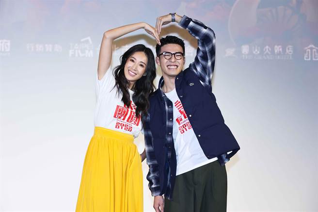 隋棠（左）跟陈昊森现身影厅，片中的母子檔在戏外同框亮相。（罗永铭摄）