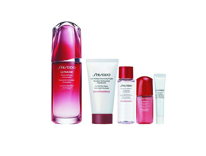 Global Mall新北中和店的资生堂电波精华组，原价7163元，优惠价4770元。（Global Mall提供）