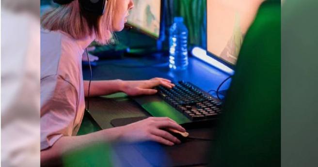 台中一名女子意外在网咖产子。（示意图／Pexels）