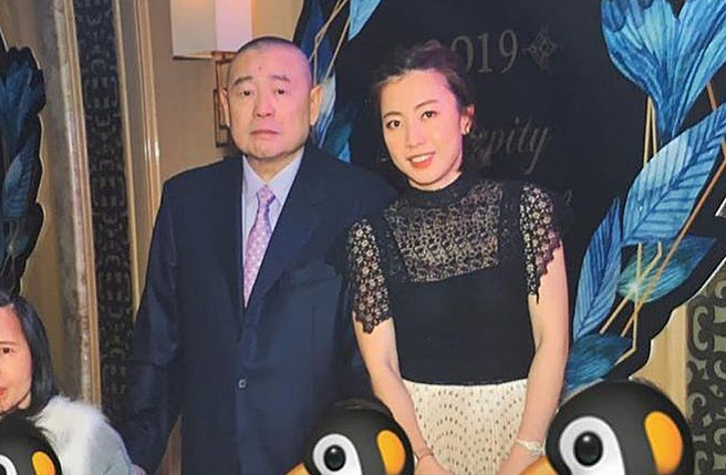 刘銮雄2016年和甘比结婚，并宣示对方是他此生「最后一个女人」。（图／翻摄自kimbeechan_official IG）