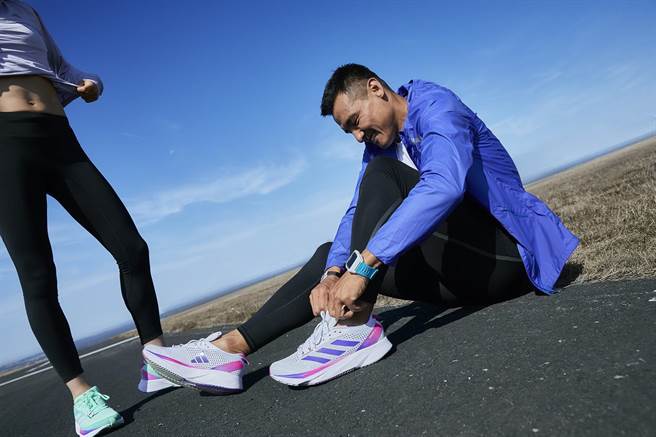 adidas延續榮耀推阿根廷冠軍三星衣酷炫跑鞋ADIZERO SL迎新年- 生活- 中時