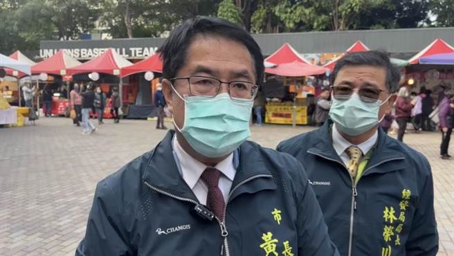 台南市長黃偉哲說，任何人都沒有特權，尊重司法。（曹婷婷攝）