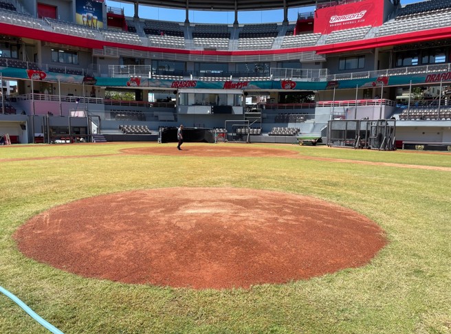 斥資12億改建的新竹棒球場爭議頻傳。（資料照,毛琬婷攝）