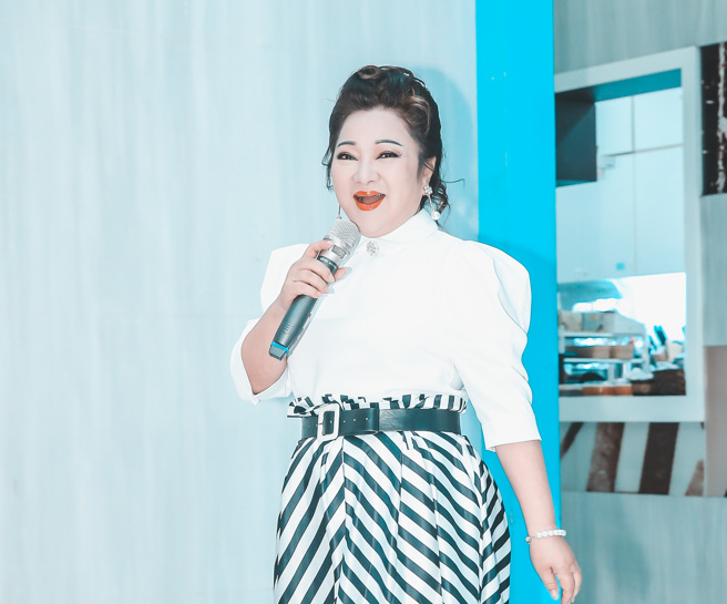 2023第一神曲降临！「TW ICE」白冰冰跨年演歌版〈First Love〉声量飙破2万笔　灵感居然来自贾永婕。(摄/罗永铭)