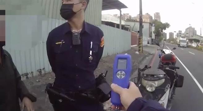 李男自稱僅喝1瓶含酒精提神飲料。（翻攝照片／高雄洪靖宜傳真）